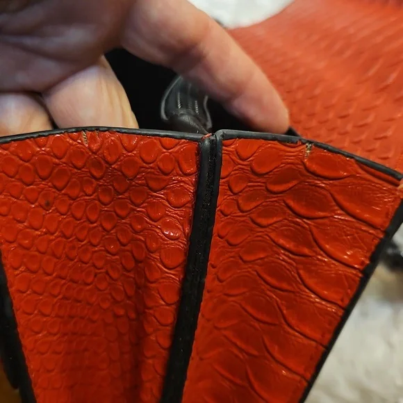 Red Snake Embossed Chain‎ Shoulder Bag Women's Fashion Clutch - Picture 15 of 15